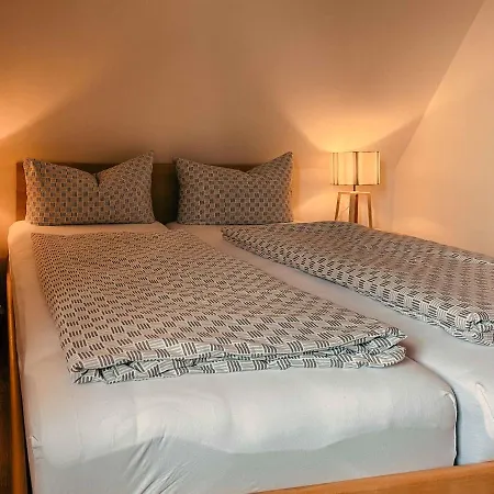 Gaestehaus Zum Dreher Bed & Breakfast Rhodt unter Rietburg